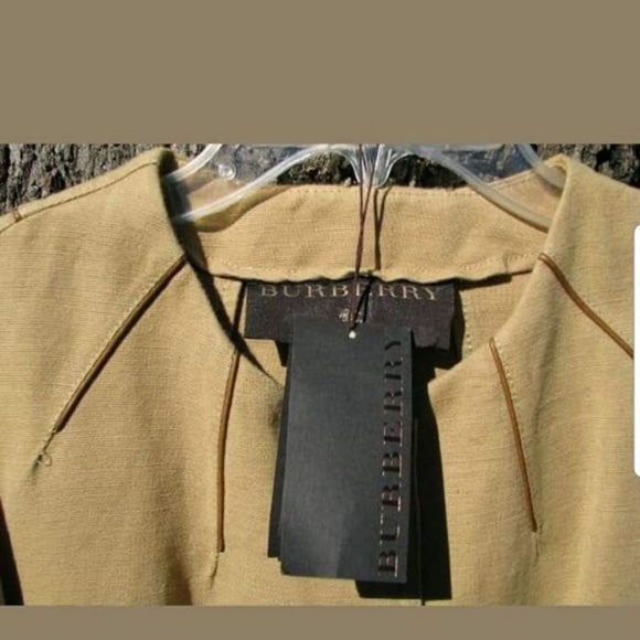 Burberry Tan Canvas Skirt Suit Size Small - Picture 2 of 8